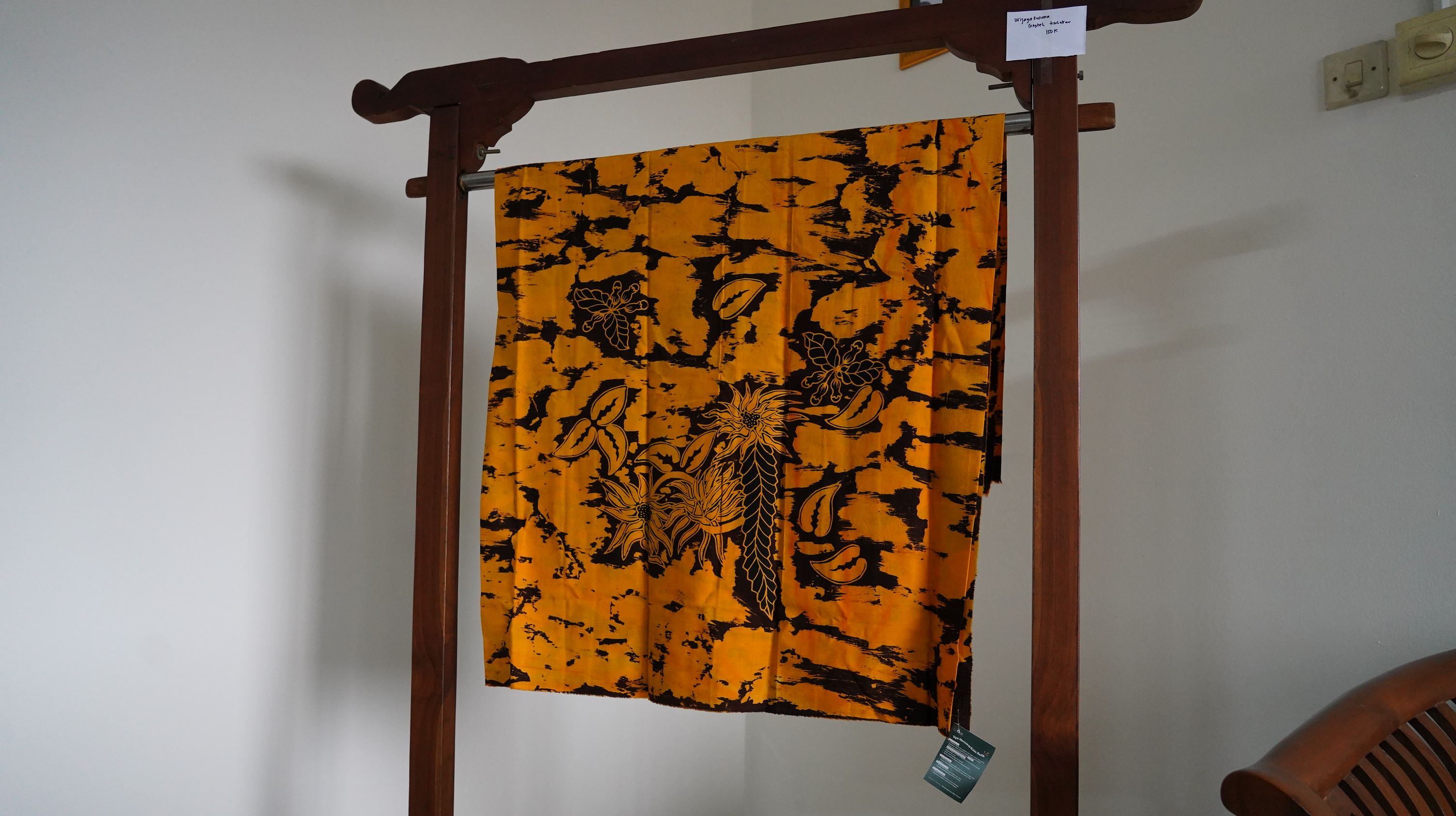 Batik Wijayakusuma Cengkeh Tembakau