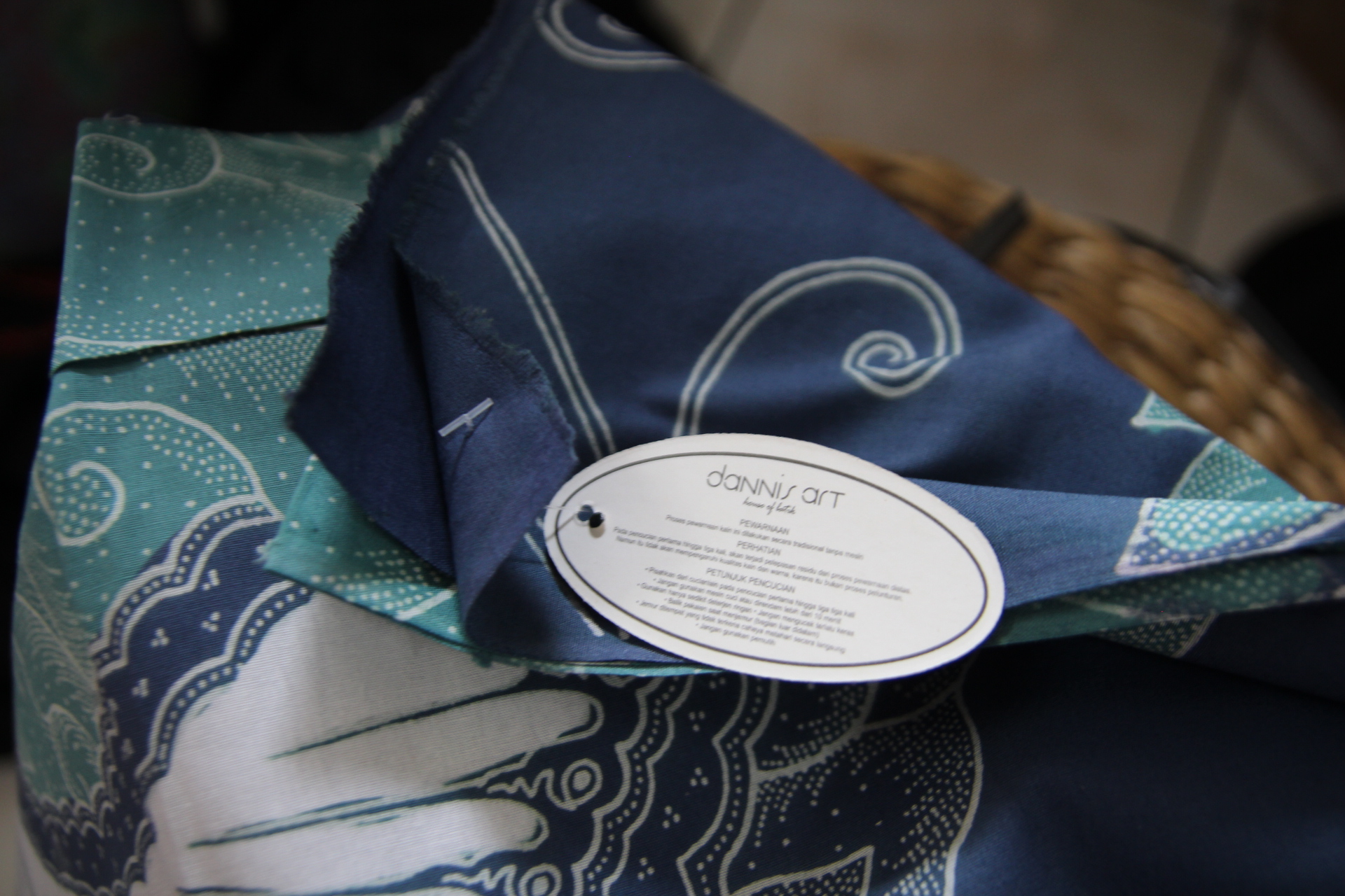 Kain cap kombinasi tosca biru