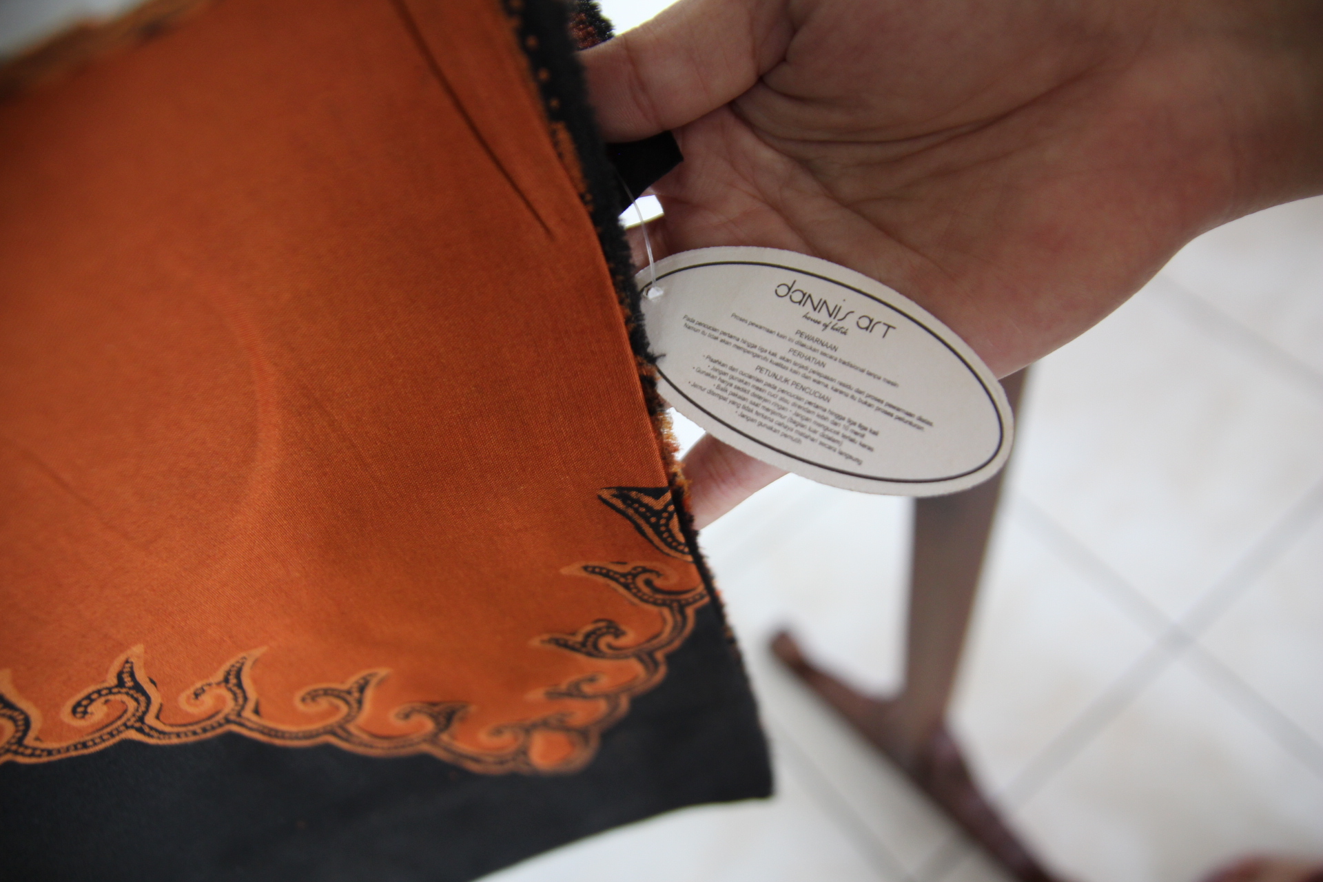 Kain cap kombinasi coklat