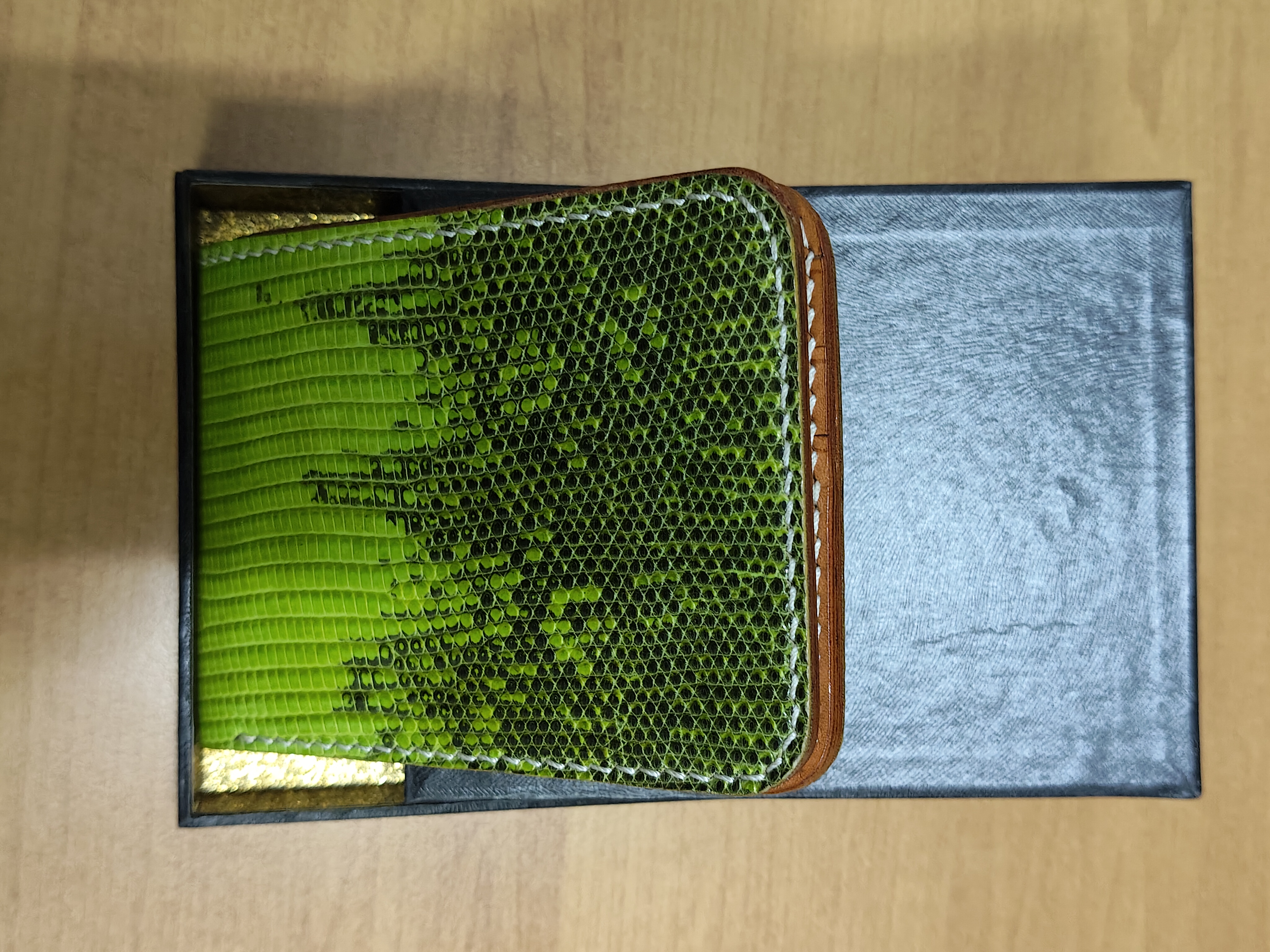 Dompet Pria Biawak Hijau